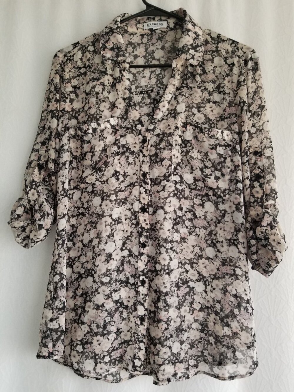 Express Portofino Black White Floral Button Up Blouse Large
